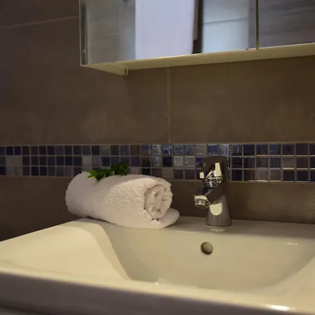 Angelos 1 Apartman Karavómilosz