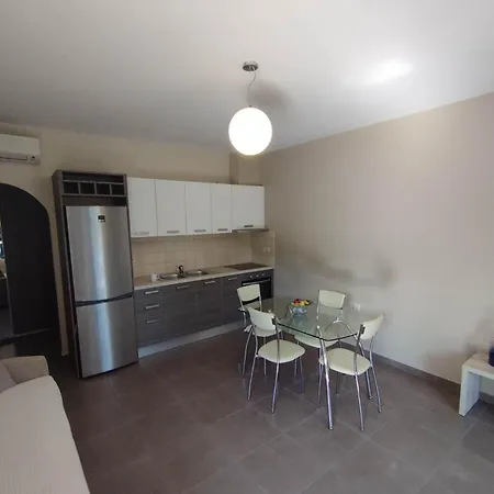 Apartman Angelos 1 Karavómilosz